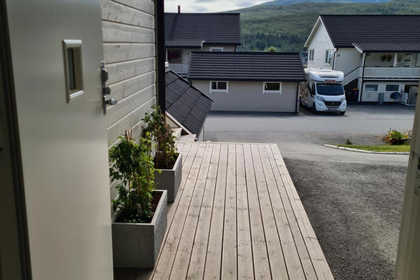 Big Luxury Euroraapartment In &free Parking